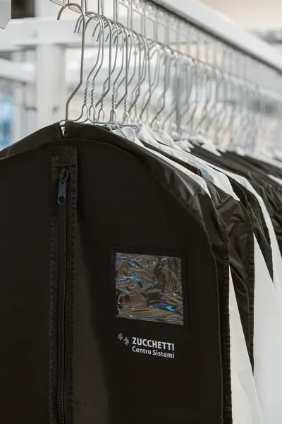 RFID garment tracking bag